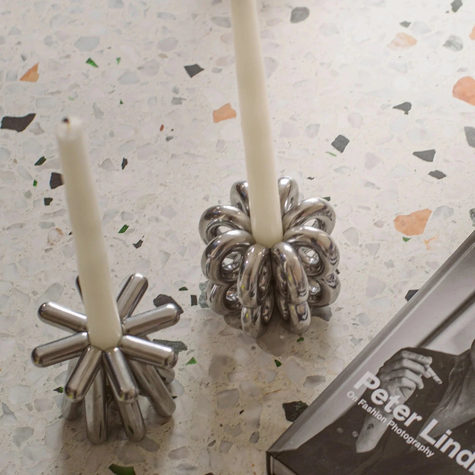 '7' - Kerzenständer in Zahlenform | The Form Follows