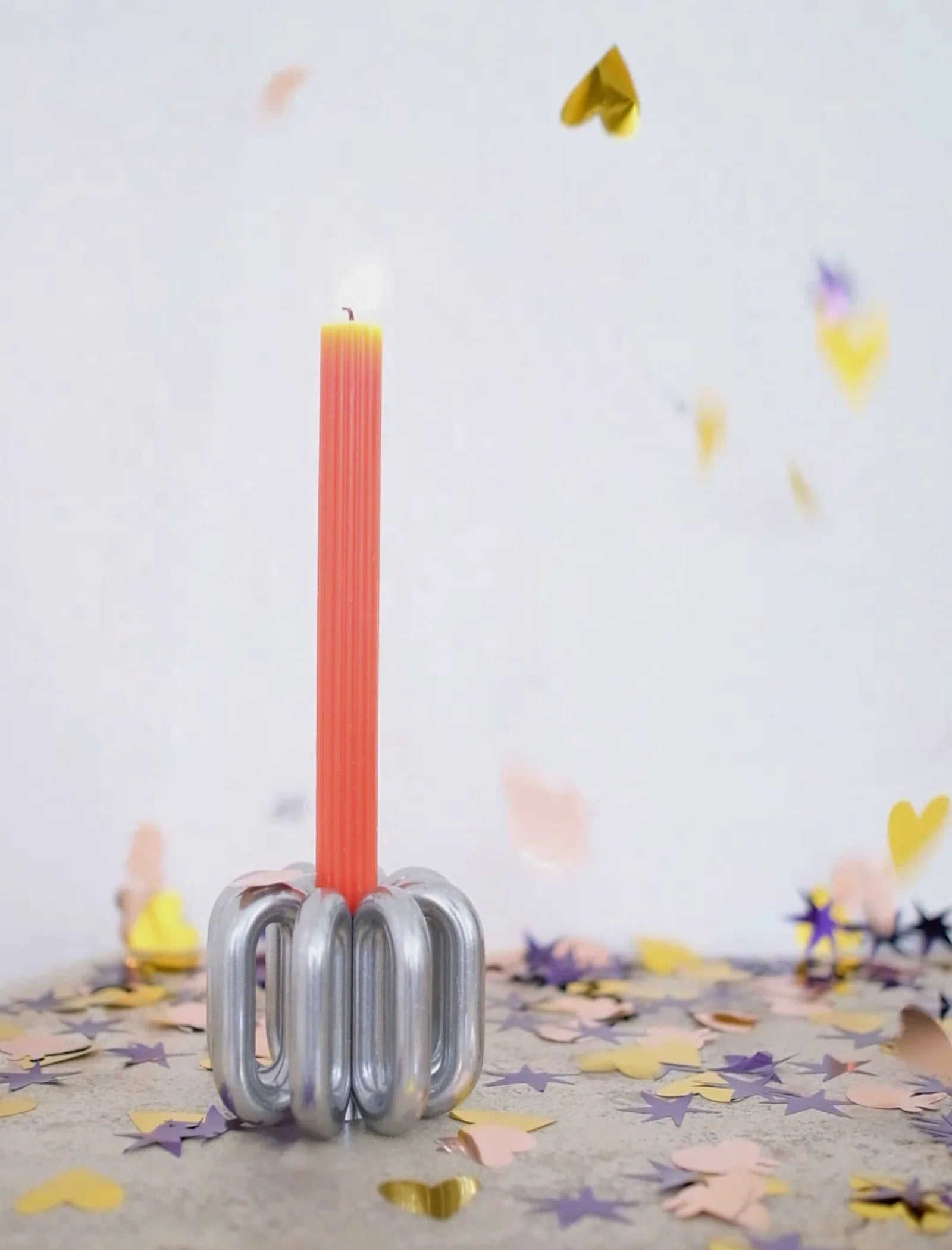 '0'- DIGIT ZERO – Kerzenständer in Zahlenform