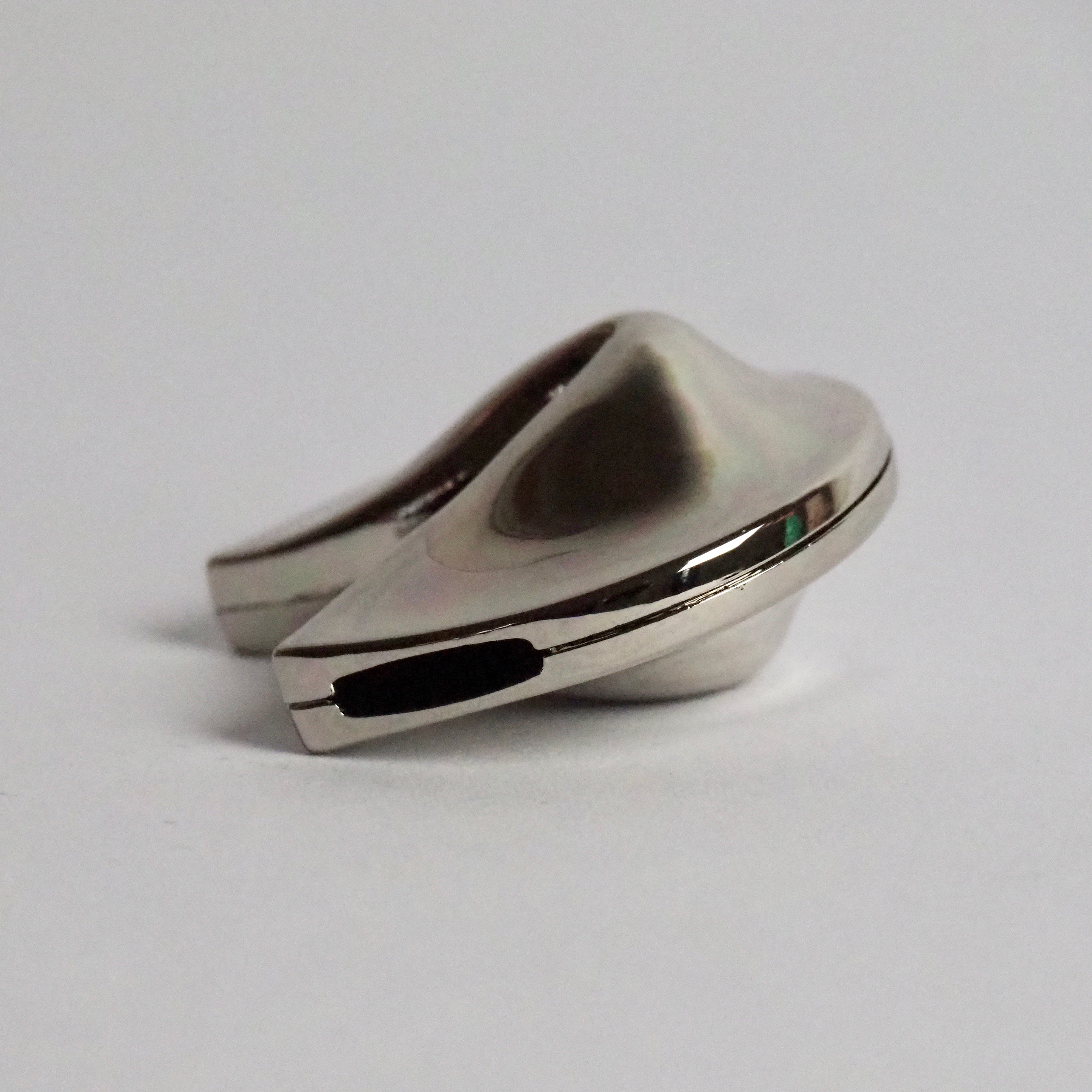 Glückskeks aus Edelstahl – für personalisierbare Liebes- & Glücksbotschaften