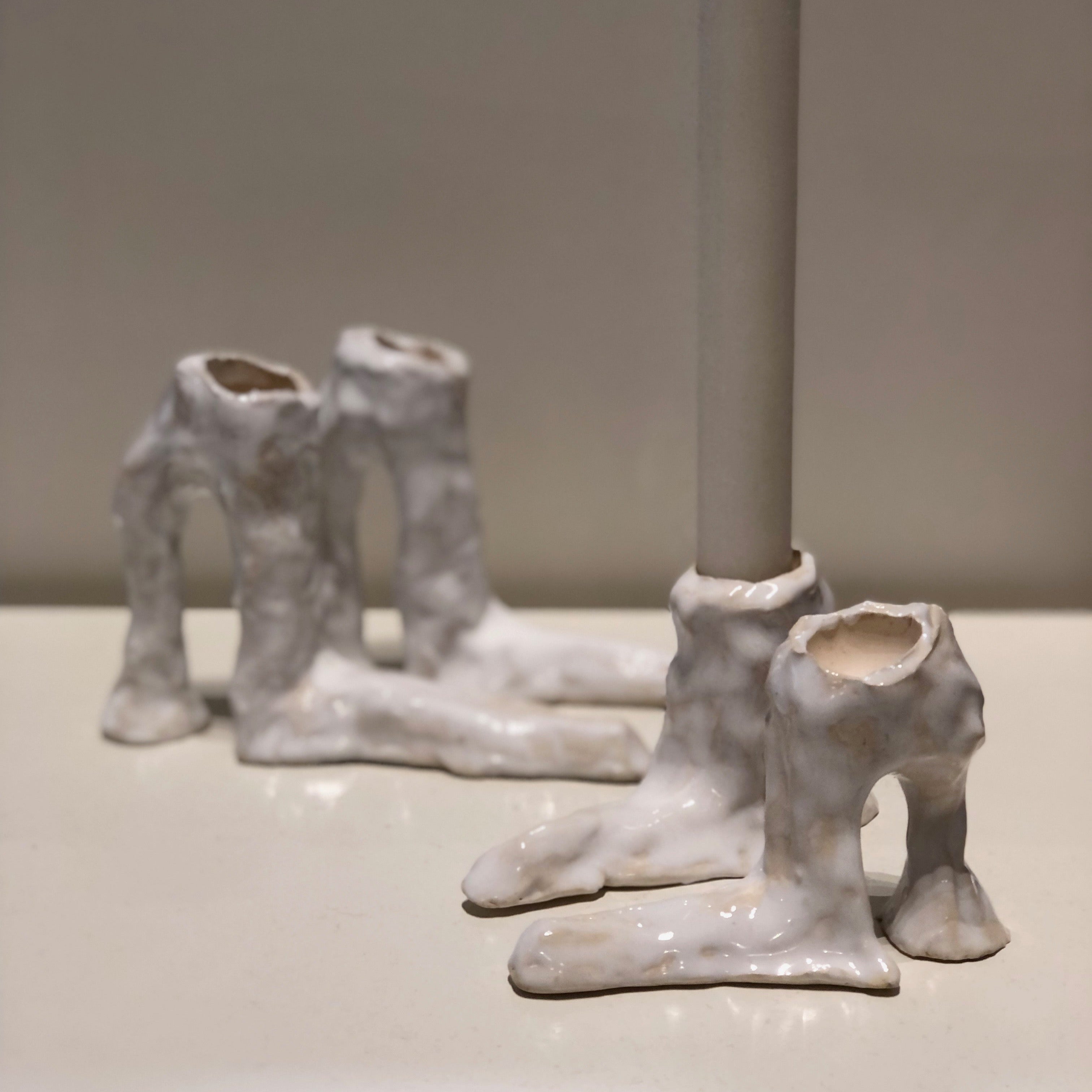 Hot Legs Keramik Kerzenständer in Schuhform, weiß low heels | Laura Welker