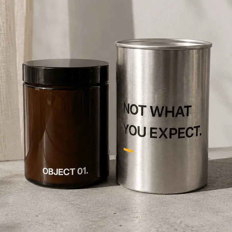 Kerze Object 01, Citrus & Ambre Duftkerze | Not What You Expect