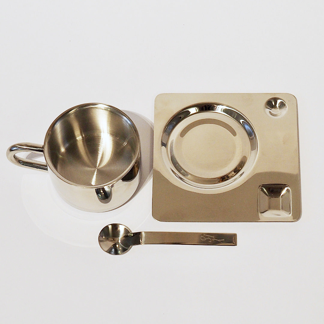 Kaffeetassen-Set aus Edelstahl, mit Löffel und Unterteller