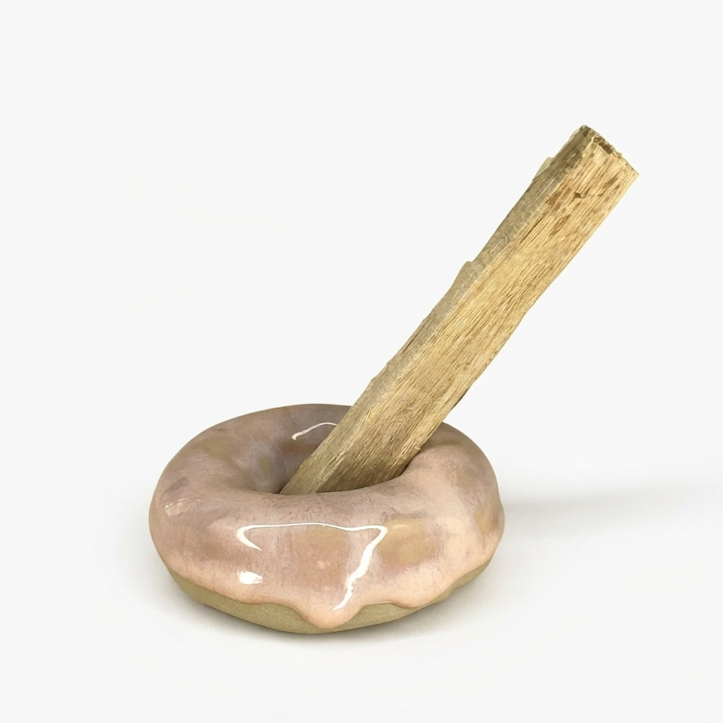 'Zen Donuts' Palo Santo-Halter aus Keramik, rosa | Svenja Phoenix Altan