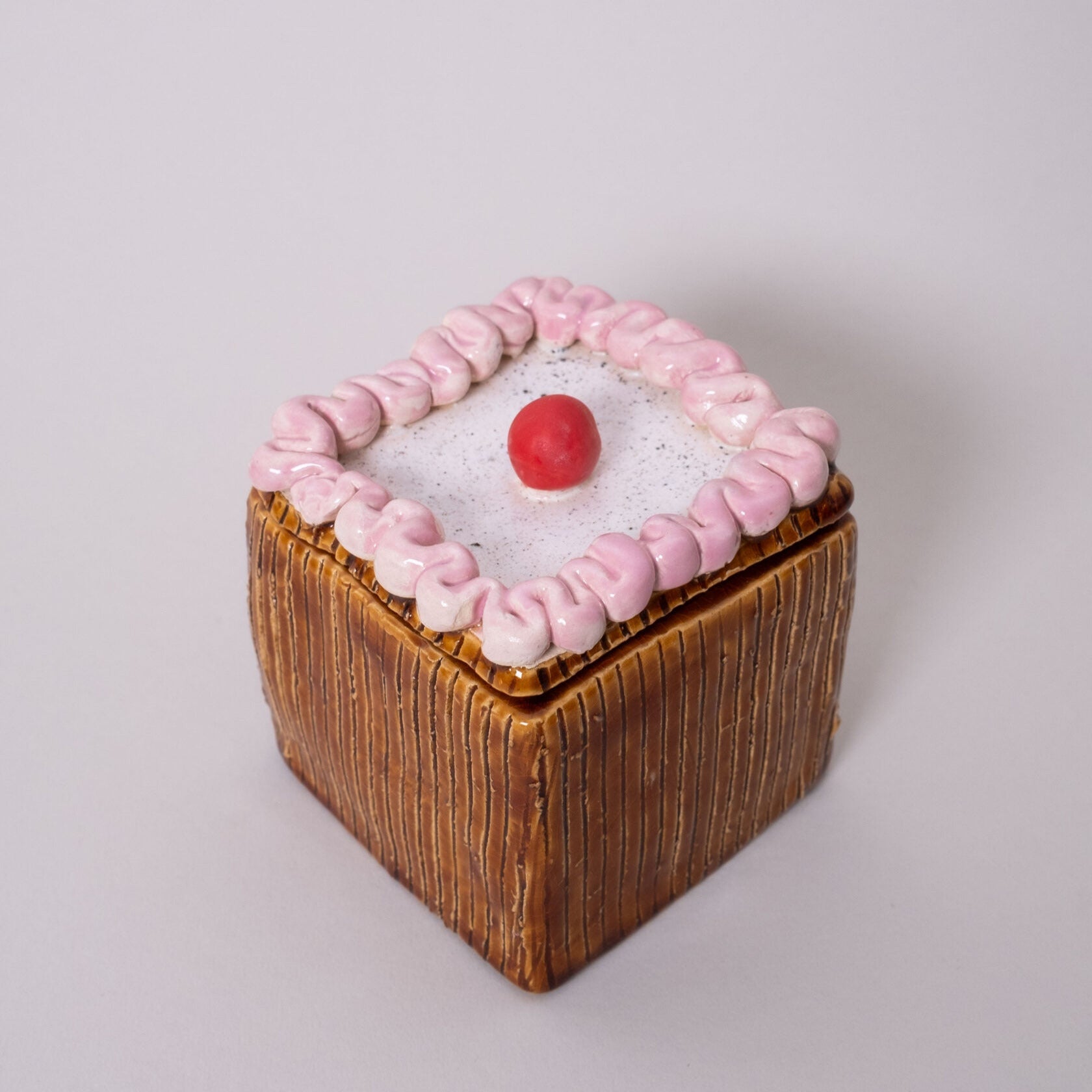 'Small Cake Box' Schmuckschatulle | ALO Ceramics