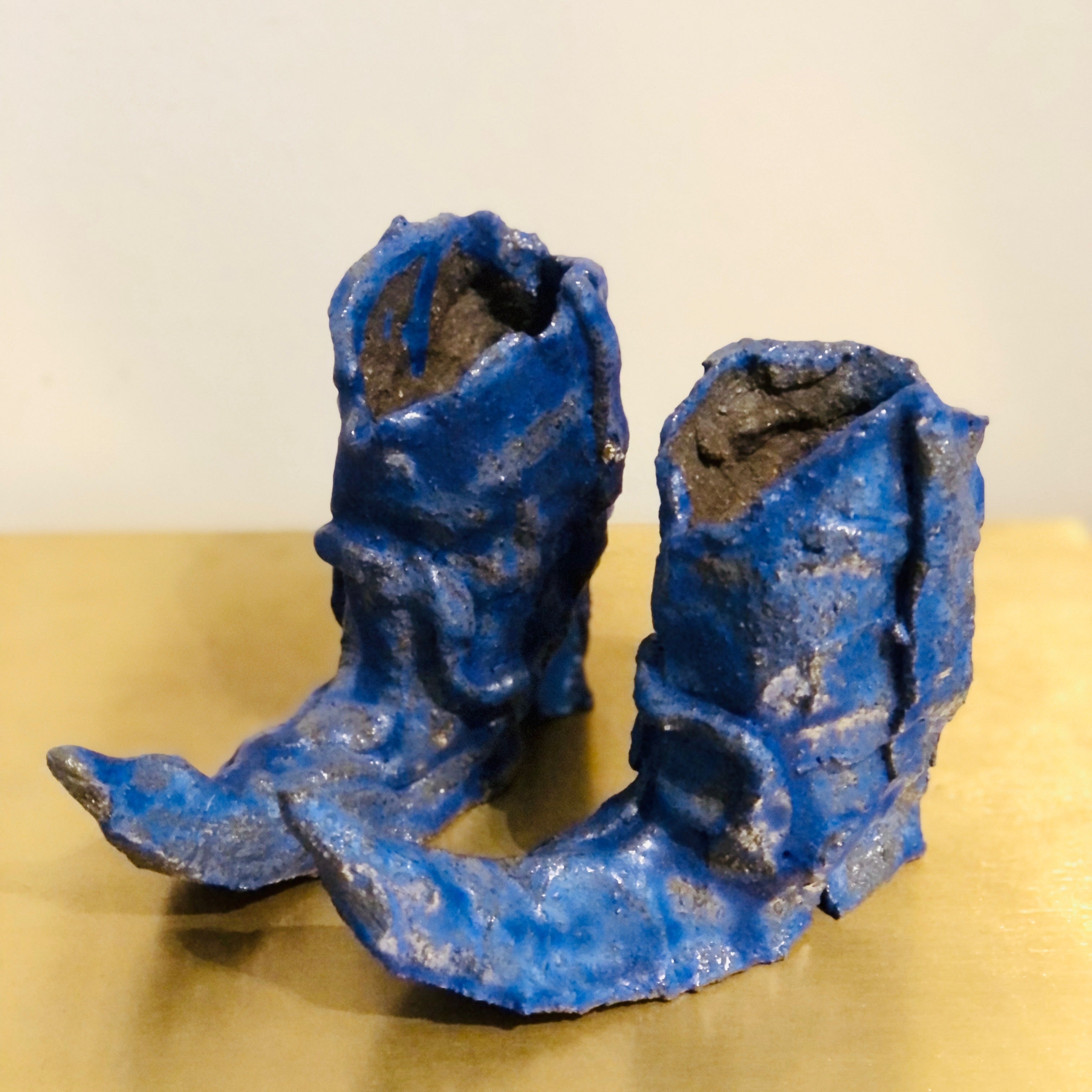 Hot Legs Keramik Kerzenständer in Cowboy Boots-Form, blau | Laura Welker
