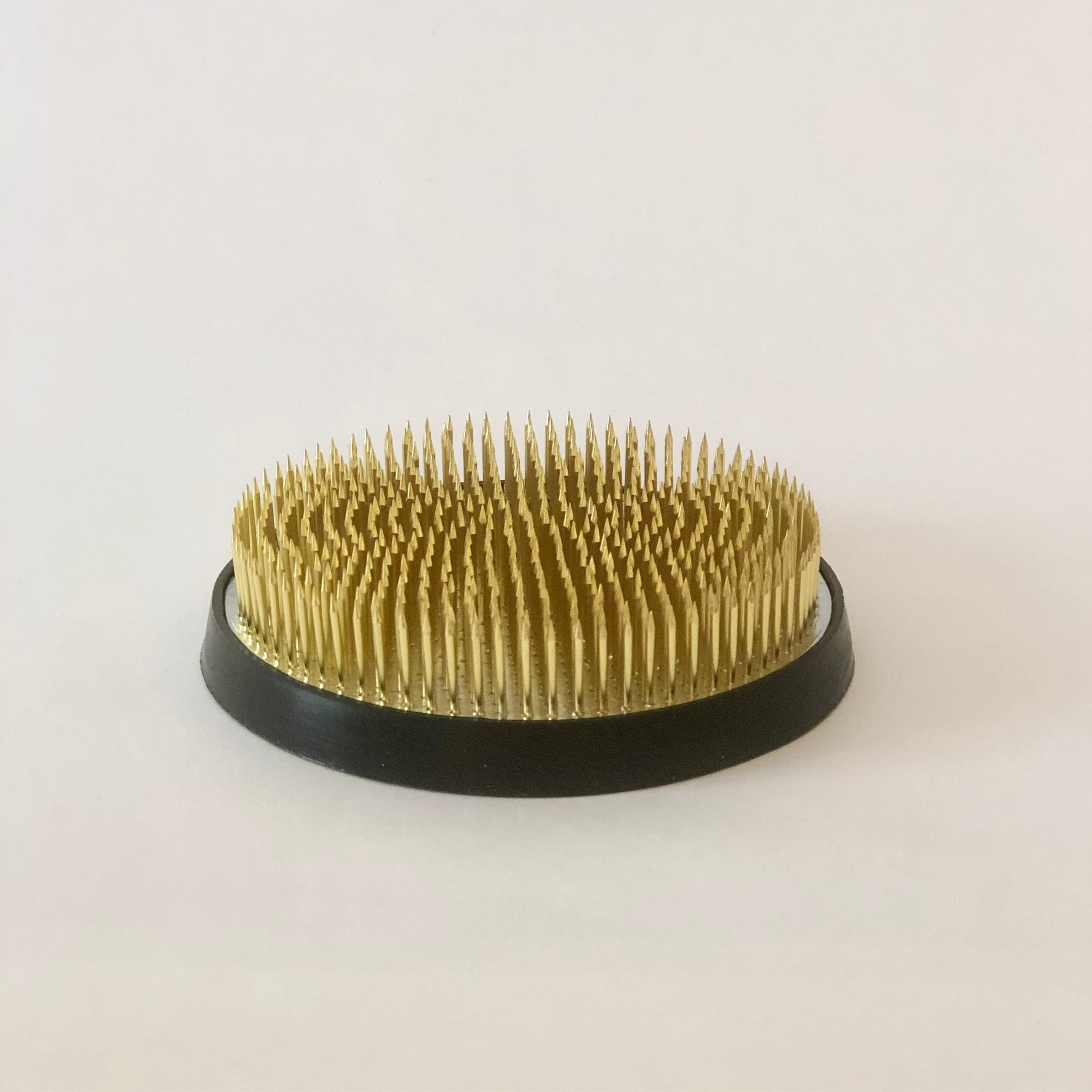 Kenzan – Steckigel für Ikebana & Blumendesign