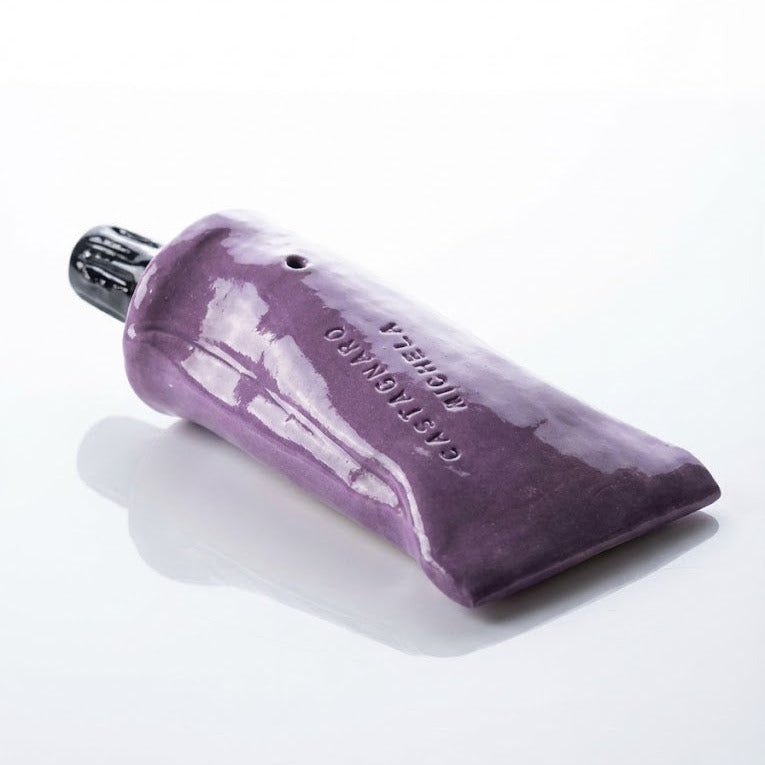 'Special Glue For Broken Hearts' Klebetube aus Keramik, lila | Michela Castagnaro