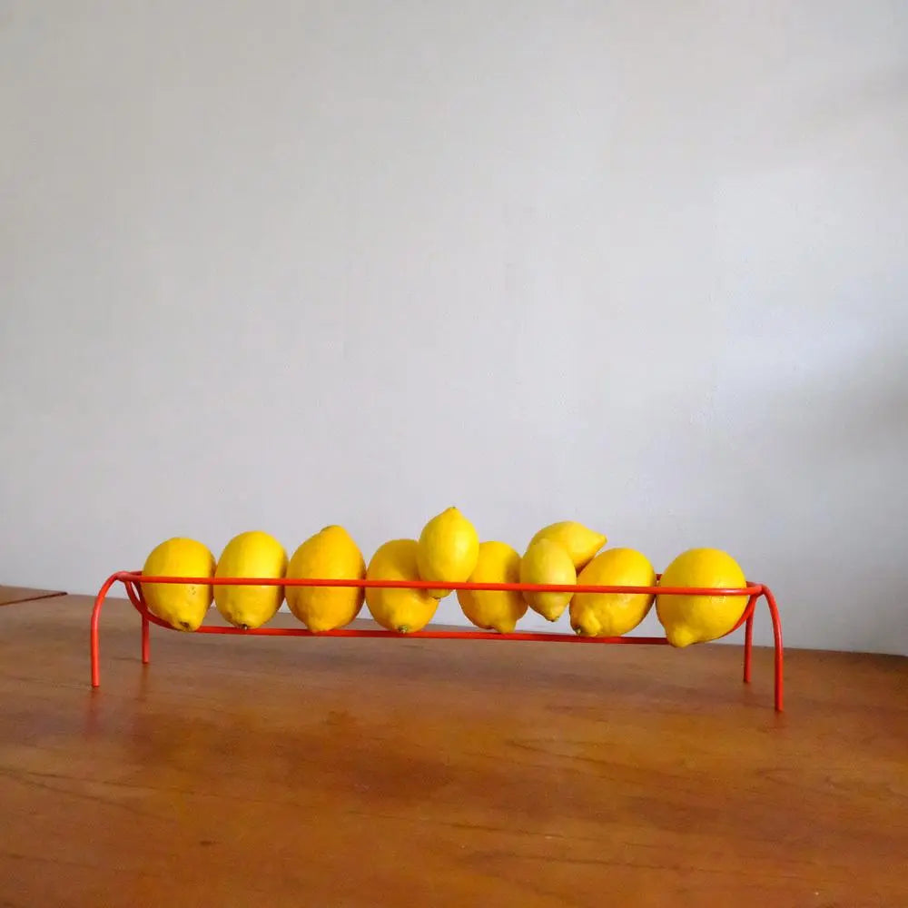 Design-Obstschale „The Long Fruit Bowl“ von Wera Jane – stilvoll, mit guter Luftzirkulation für längere Frische.