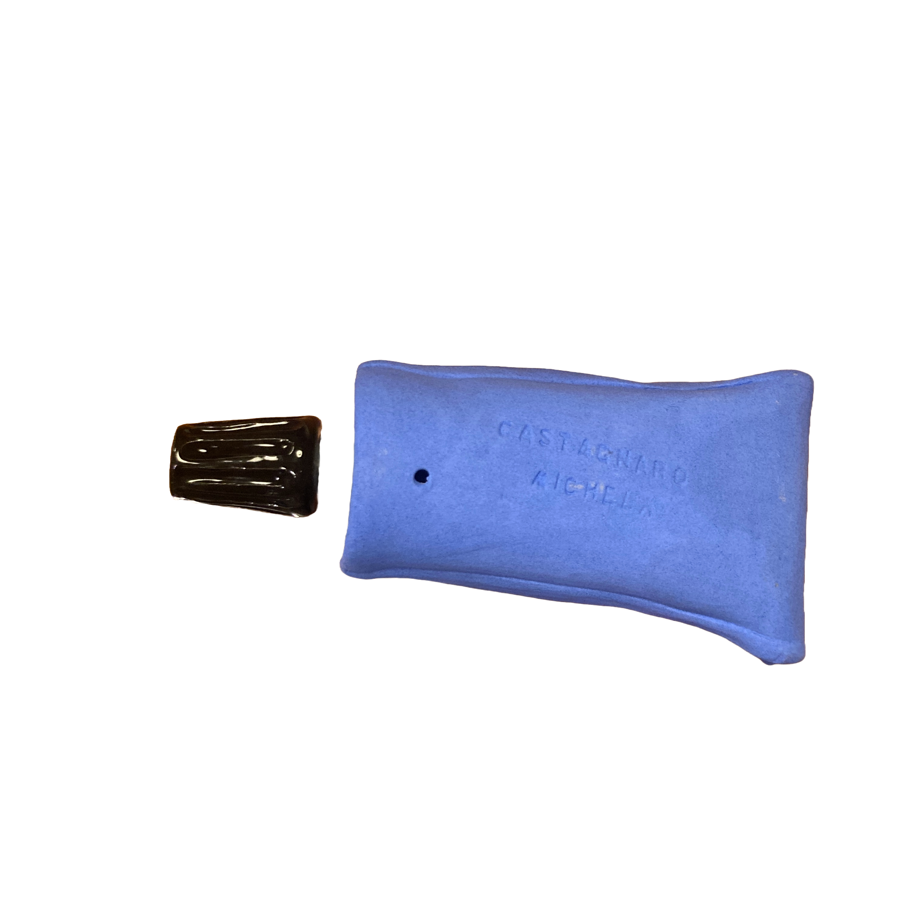 'Special Glue For Broken Hearts' Keramik, blau | Michela Castagnaro