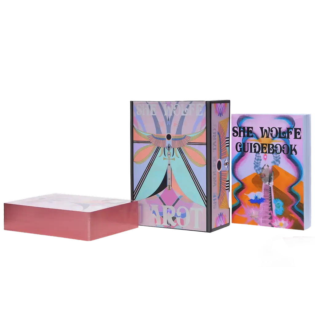 She Wolfe Tarot – Weibliches Tarotkarten-Deck mit Guidebook | Devany Wolfe