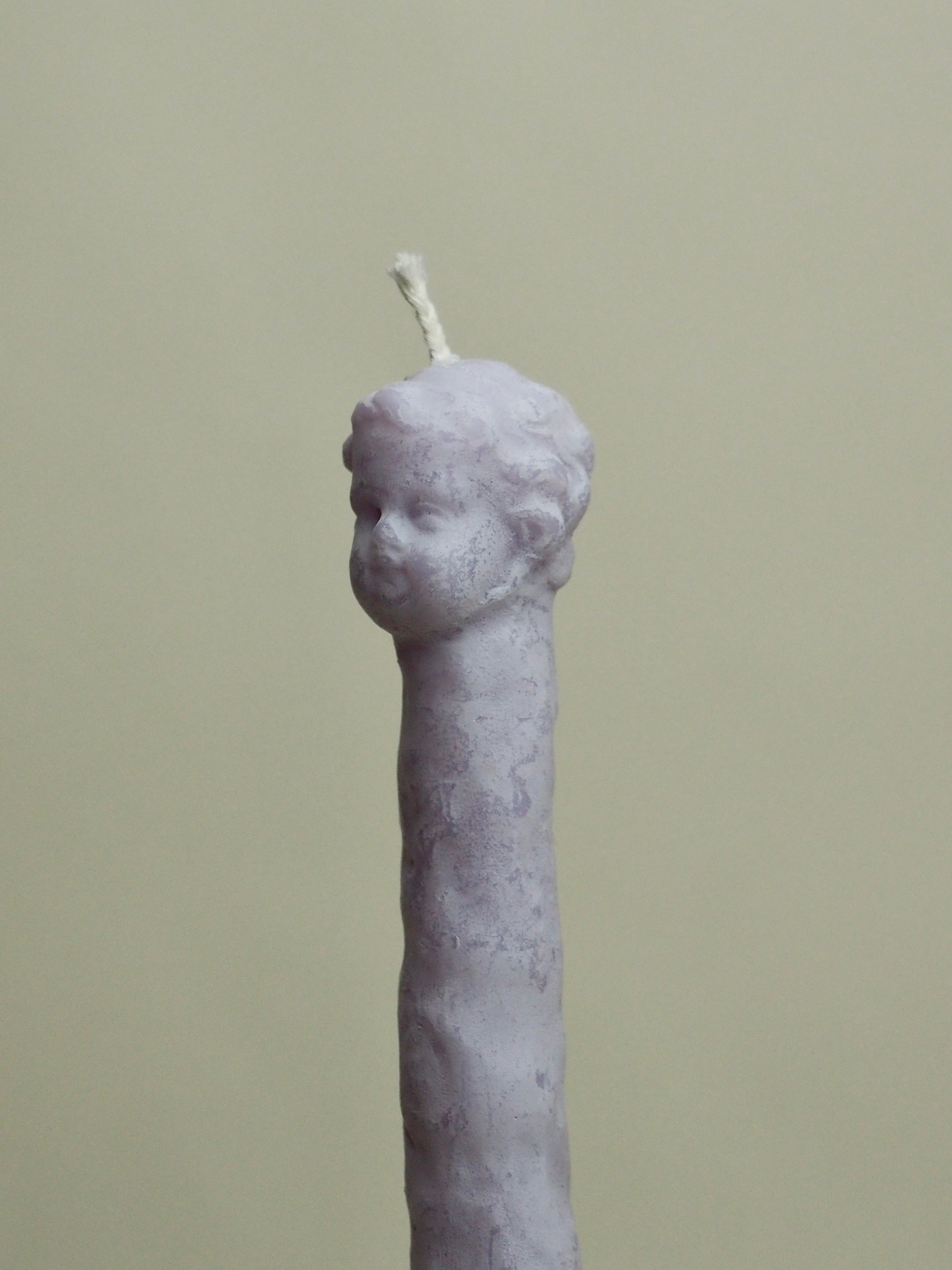 'Putto' Kerze mit Engelkopf, handgearbeitet